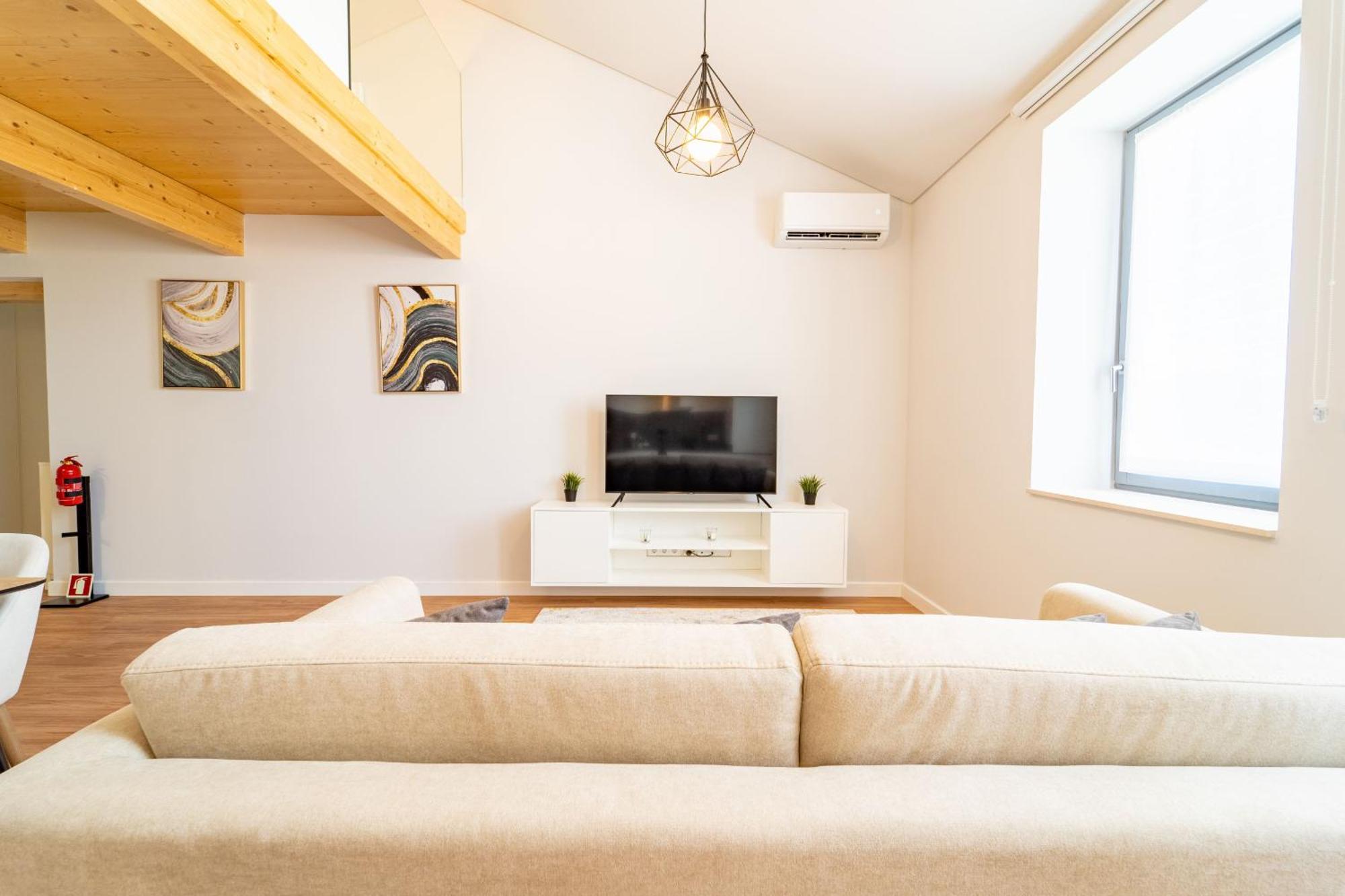 Апартаменты Charming Studio Alvares Fagundes By House And People Виана-ду-Каштелу Экстерьер фото